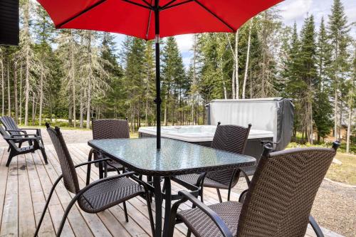 Spa Nature & Adventure - Rustique Chalet in Saint-Michel-Des-Saints
