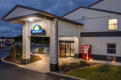 데이즈 인 바이 윈덤 랭캐스터 PA 더치 컨트리 - 숙소 외관