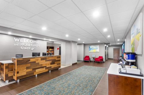 ล็อบบี้, แฮมป์ตัน อินน์ ฮันติงตัน ยูนิเวอร์ซิตี้ แอเรีย (Hampton Inn Huntington University Area) in ฮันติงตัน (WV)