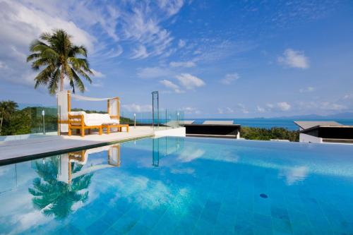 Code Samui Hotel, Mae Nam
