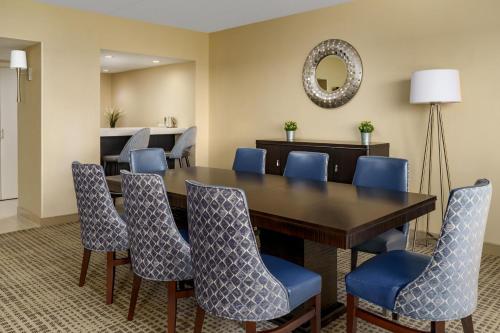 Meeting room / ballrooms, DoubleTree by Hilton Orlando Airport in Orlando International Airport