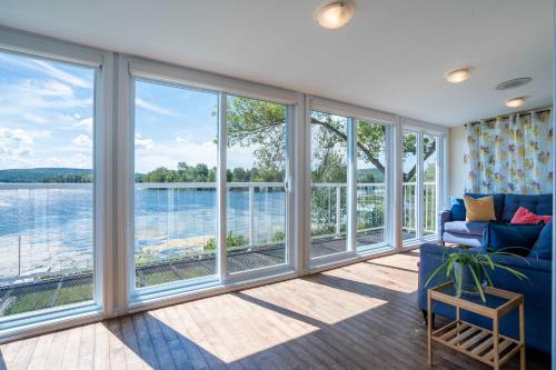 Spa & Lake Access - Le Chic Shack des 3 lacs in 亞斯比斯圖斯 (QC)