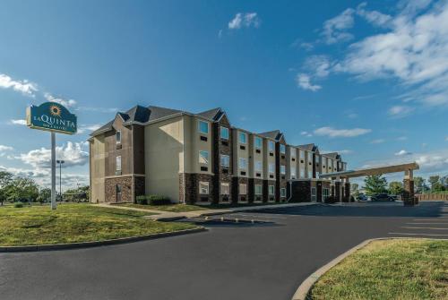 La Quinta by Wyndham Collinsville - St. Louis in Collinsville, USA