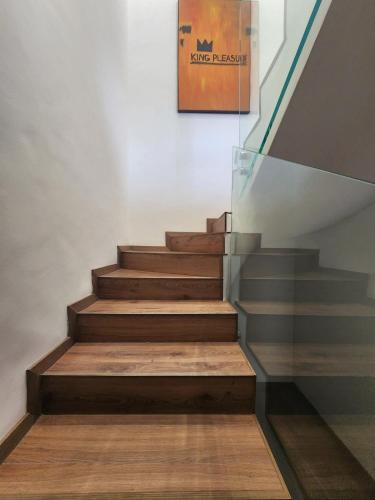 The 28 Triangle d'Or by IB Signature - Stylish two-Bedroom flat - Wifi, Self Check-in, Day and Night Security, Terrace, Swimming pool, free parking close to all facilities, Casablanca (foto 7)
