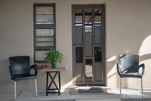 . Karoo Stop Guesthouse