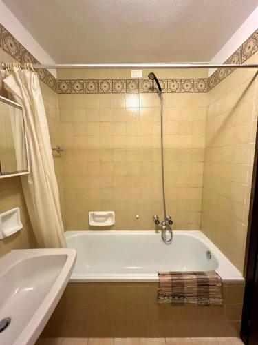 Bathroom, Trilocale Residence dei Fiori B in Madonna di Campiglio City Center