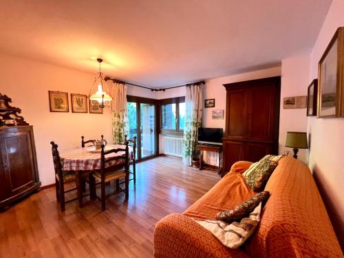 Trilocale Residence dei Fiori B in Madonna di Campiglio City Center