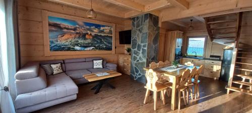 Królowo Chatka Na Budzu (Krolowo Chatka Na Budzu) in 比亞利杜納耶茨