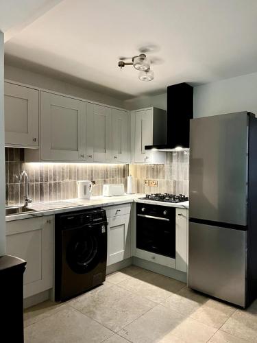 3 Bedroom House with Parking in West Byfleet