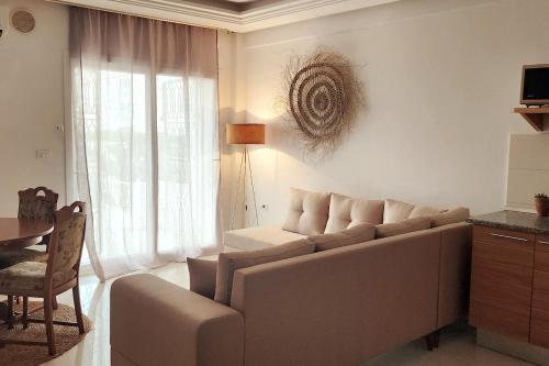 chott meriem avec terrasse sur la mer in Chatt Mariem