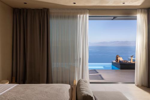 . ​Le Grand Bleu Resort