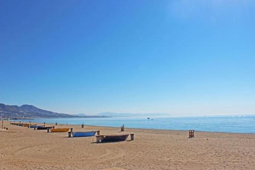 Close to the beach Fuengirola - image 4