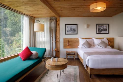 Country Villa Dome House, 10% discount on Food