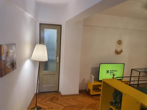 Yellow Studio - Calea Victoriei, Bukurešť (fotografie 8)