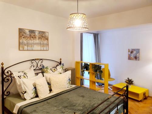 Yellow Studio - Calea Victoriei, Bukurešť (fotografie 7)