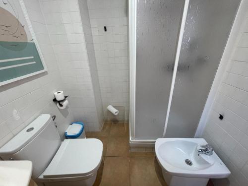 VLC Malvarrosa Flats - image 4