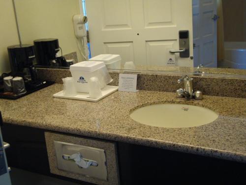 The Miramar Inn & Suites San Francisco (CA)