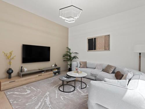 Coastal Haven 1BDR in La Cote B4-12 - image 3