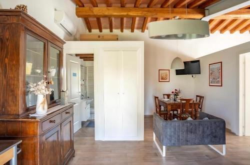  Chalet dei due soli in Pescia