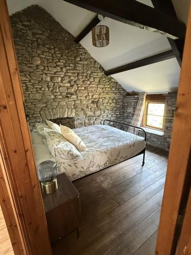 Tunnel Cottages in Cwmbach