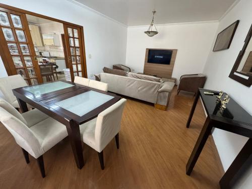 Casa com 3 quartos e 1 suite - para 9 Pessoas in ヴィラ フォルモサ