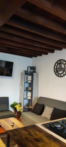 L'hirondelle in Guipy