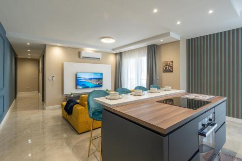 New Central Elite Apartment