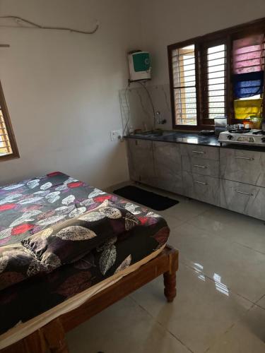 Private Room with Kitchen for Decent Couples & Families - B R Hills Private Room with Kitchen for Decent Couples & Families - B R Hills
