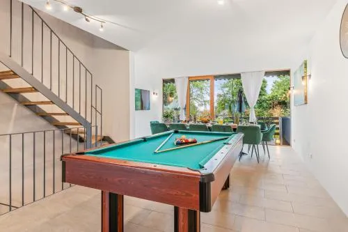 Bodensee Penthouse 23i - Seesicht - Billiard - Tischkicker - BBQ - Air Hockey - Panorama Exklusive in Öhningen, Deutschland