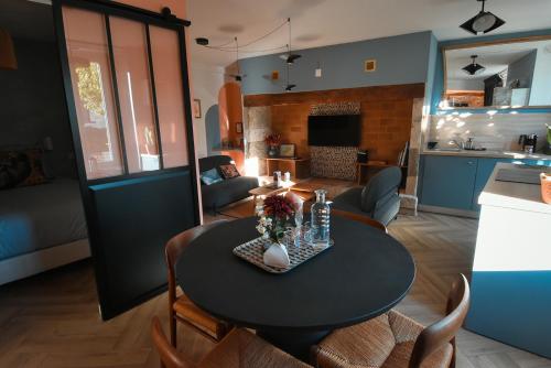 Viesnīcas āriene, Maison Couette et Canard in Lalbenque