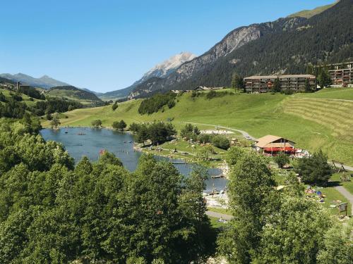 Apartment Rodas Soura 5 by Interhome in Riom-Parsonz