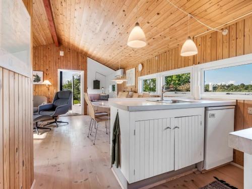 Holiday Home Eggertsine - 1-2km from the sea by Interhome in Ebeltoft City Center