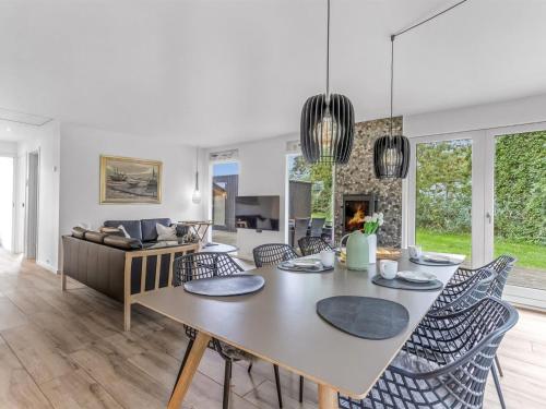 Holiday Home Litle - 30m from the sea by Interhome in 伊德斯特納