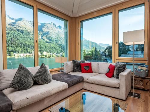 Apartment Chesa Spuonda Verde 2-5 by Interhome