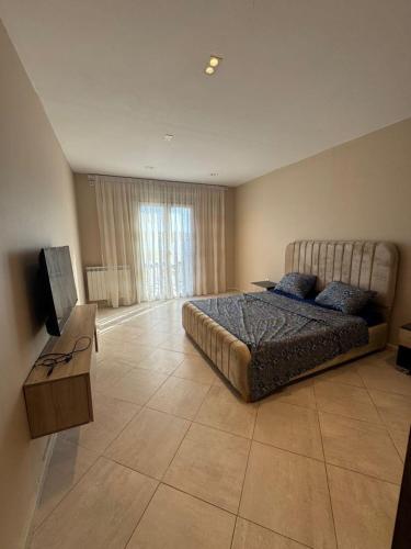 F3 standing oran bel air in Hai Menaouer