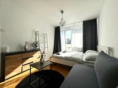 Wita Stwosza Apartment - Self Check-In 20h, Breslau (Foto 7)