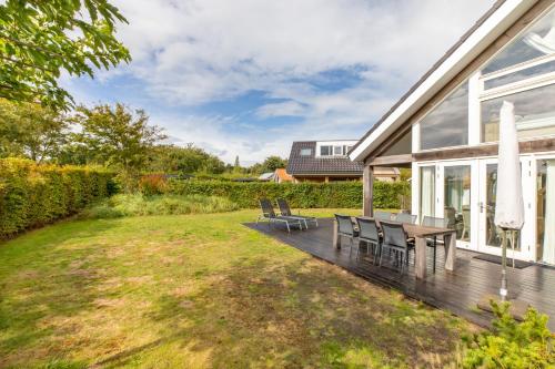 Welcome in - Zonnedorp Kavel 10 Renesse | Villa nabij het Strand & met Ruime Tuin in Oude Moolweg en Laone