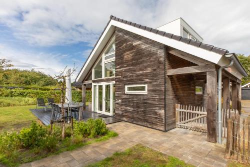 Welcome in - Zonnedorp Kavel 10 Renesse | Villa nabij het Strand & met Ruime Tuin in Oude Moolweg en Laone