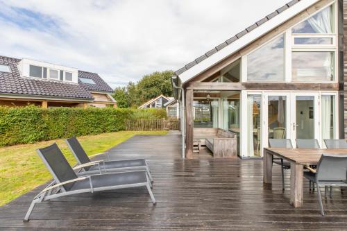 Welcome in - Zonnedorp Kavel 10 Renesse | Villa nabij het Strand & met Ruime Tuin in Oude Moolweg en Laone