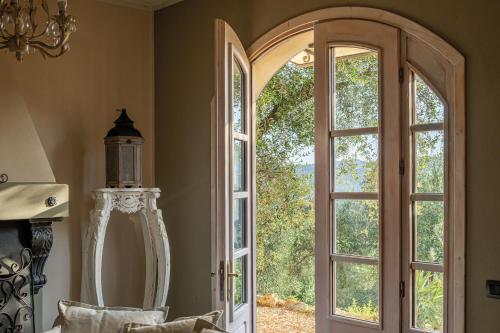  Casale Ulivi Luxury in Diano San Pietro