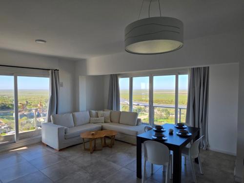 Exterior view of Tango Victoria 13C - vista al rio