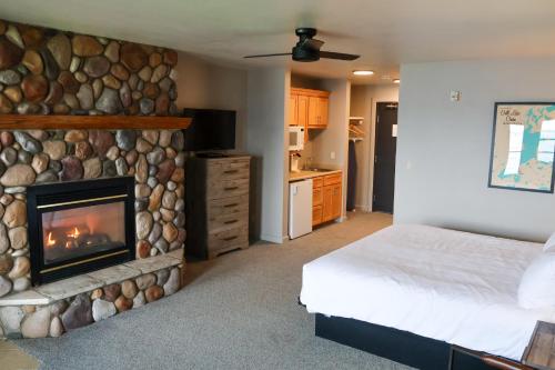 Quarterdeck Resort in Nisswa, USA