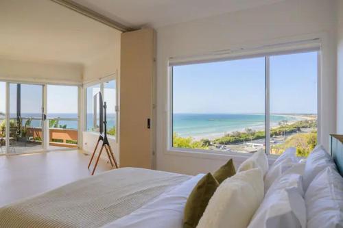 Pudding's Home Luxury Oceanfront Escape – khách sạn tại Mornington