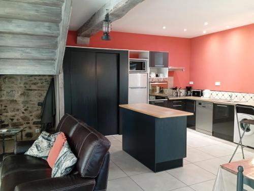 virtuve, Gite ABEROU Aux Portes de l'OSSAU in Buziet