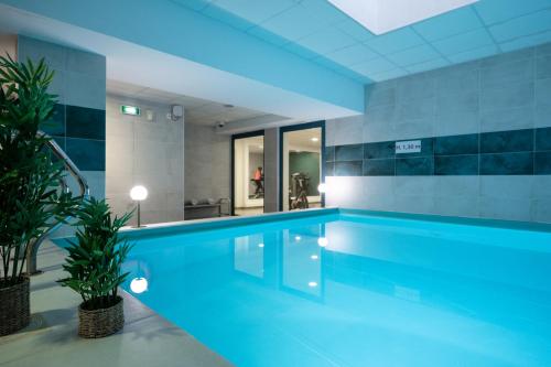 مسبح, Nemea Appart Hotel Home Suite Nancy Centre in مركز مدينة تور