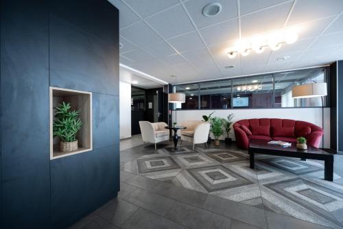 ردهة, Nemea Appart Hotel Home Suite Nancy Centre in تورز