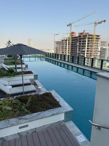 Elegant 1-Bedroom The Crest, Near Downtown Dubai, Dubai (photo 9)