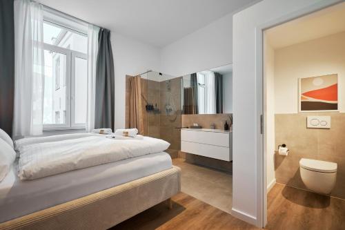 Park Avenue Apartments - Dom mit Stil - Küche - Parkplatz - WLAN - 65 Zoll TV - NETFLIX, Köln (Foto 10)