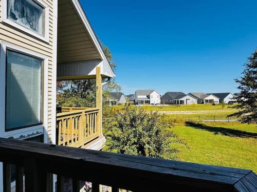Bay Tree great 1BR apartment - image 9