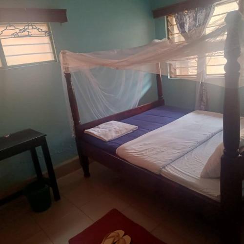 Oval Guest House in Lira